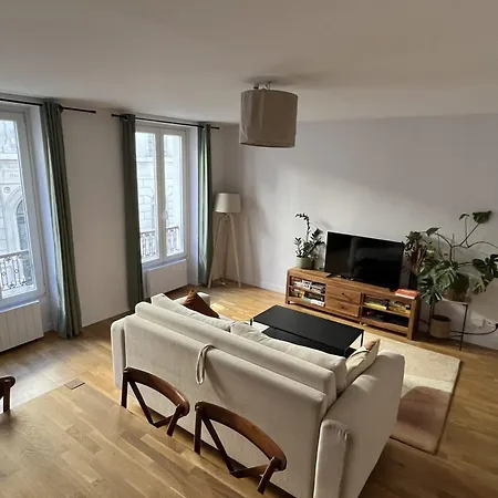 Daire T3 Bright And Quiet 2 Steps Montmartre Batignolles Paris