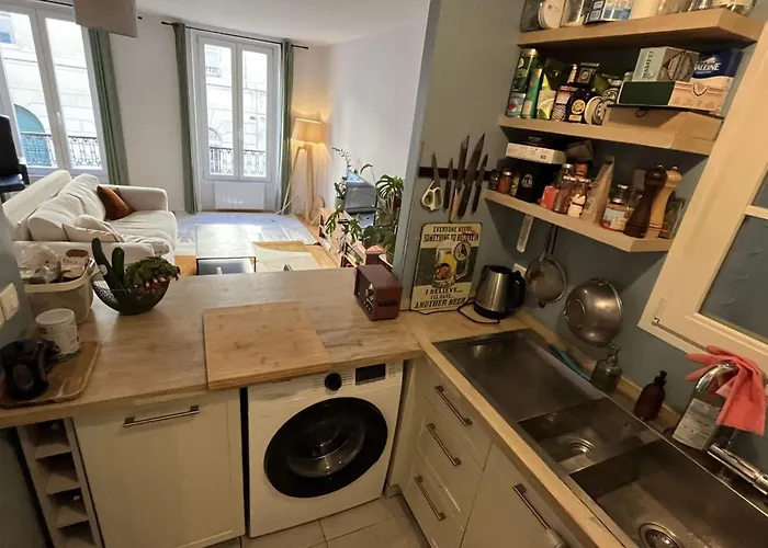 Daire T3 Bright And Quiet 2 Steps Montmartre Batignolles *